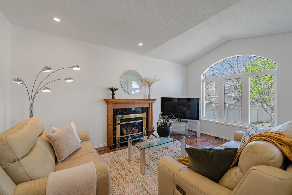 6 Cheltonia Way