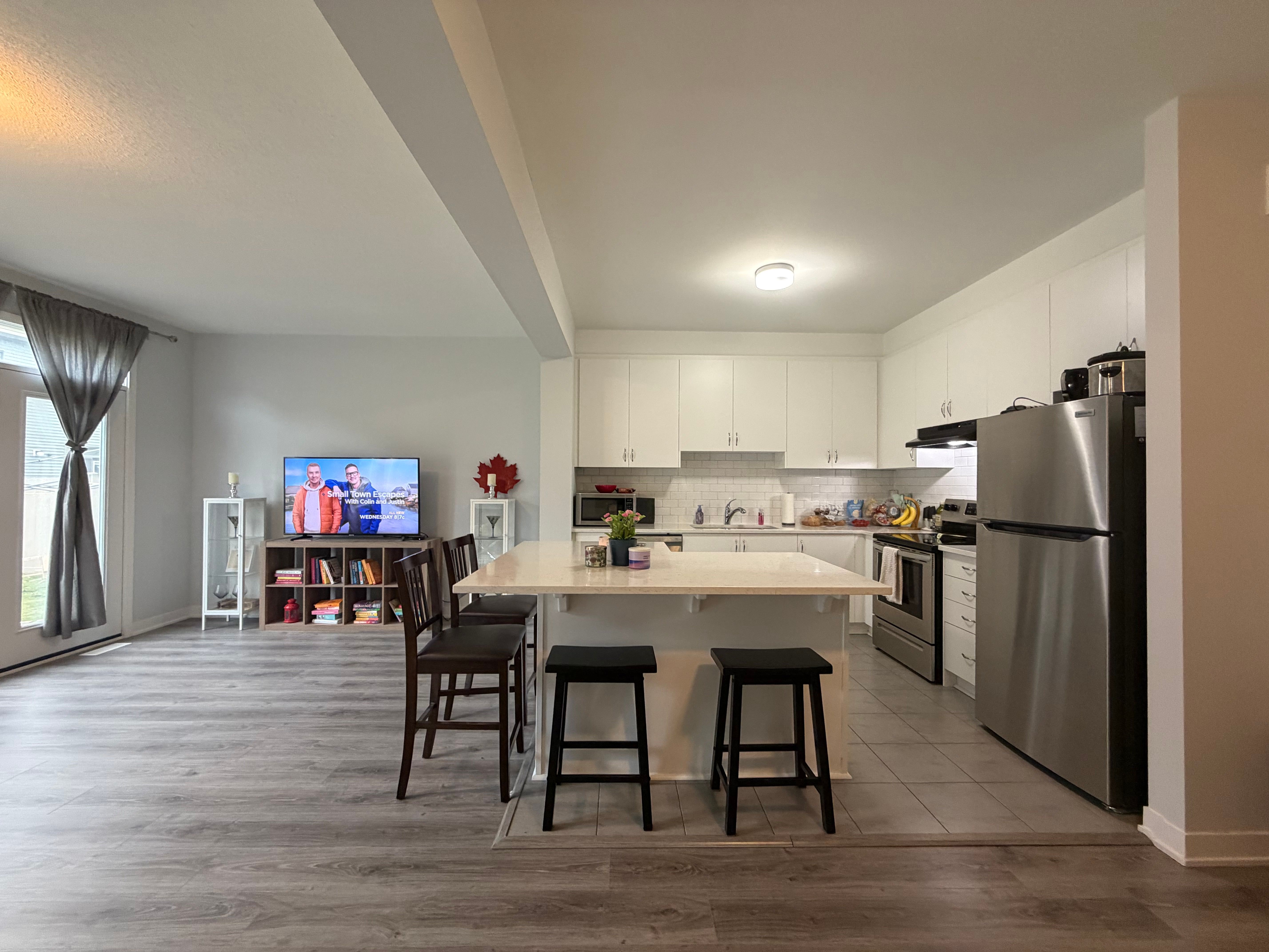 216 Billrian Crescent