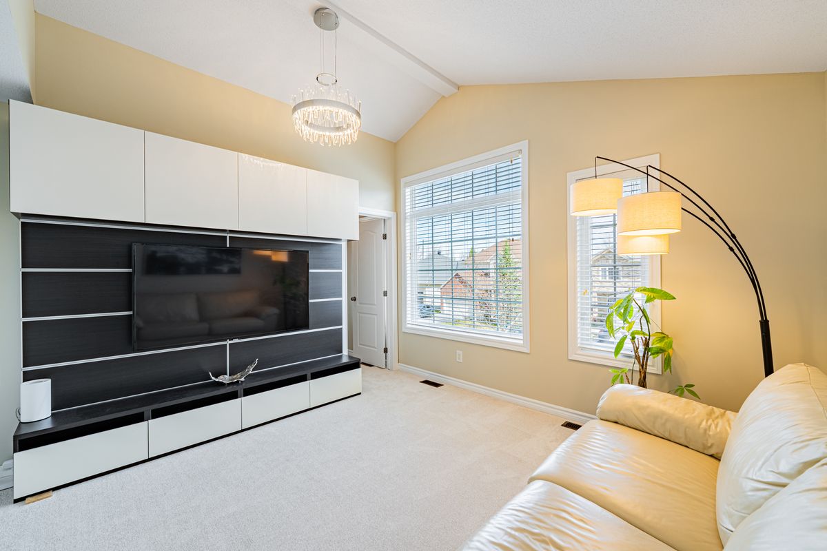 131 Kinghaven Crescent