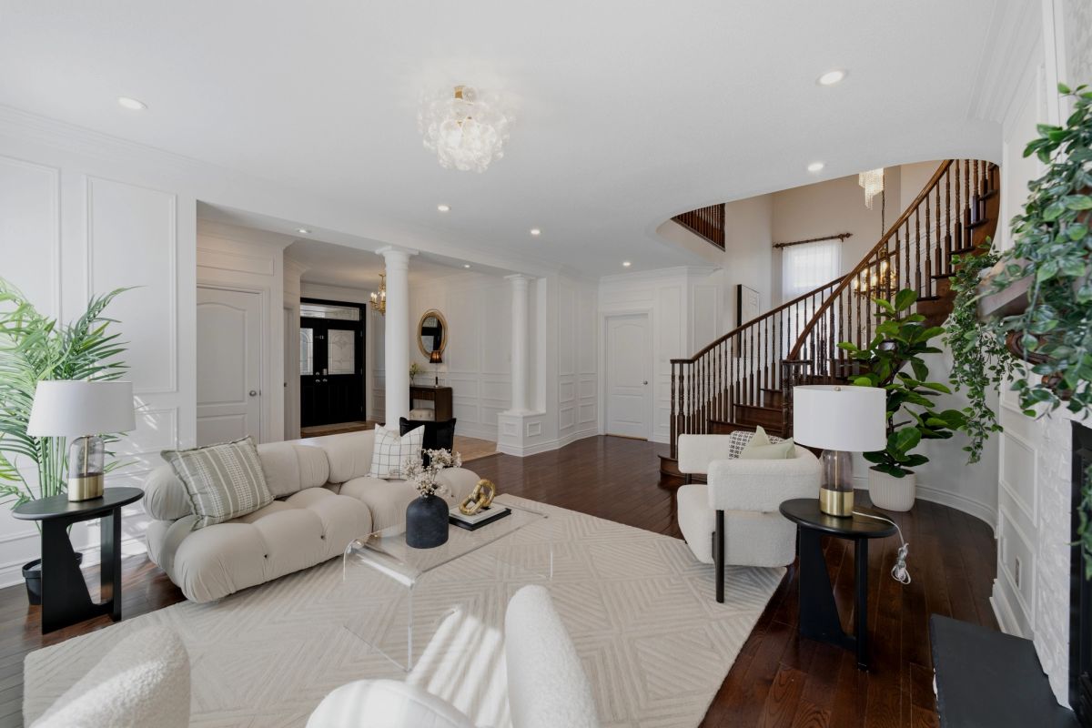 233 Marjan Crescent