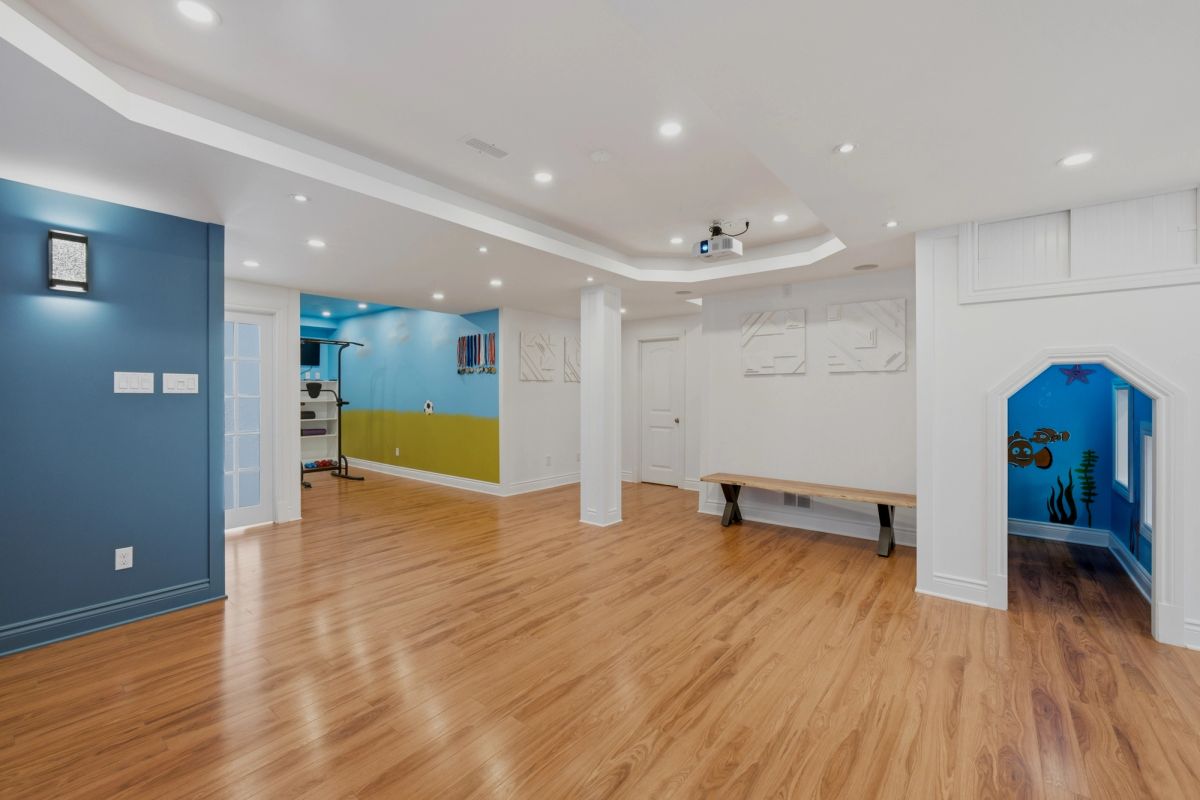 233 Marjan Crescent