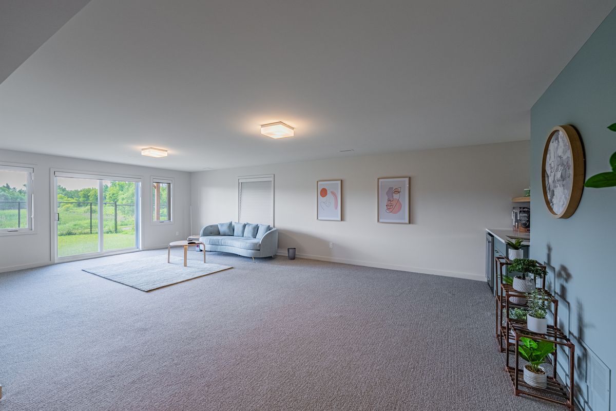 314 Shuttleworth Dr