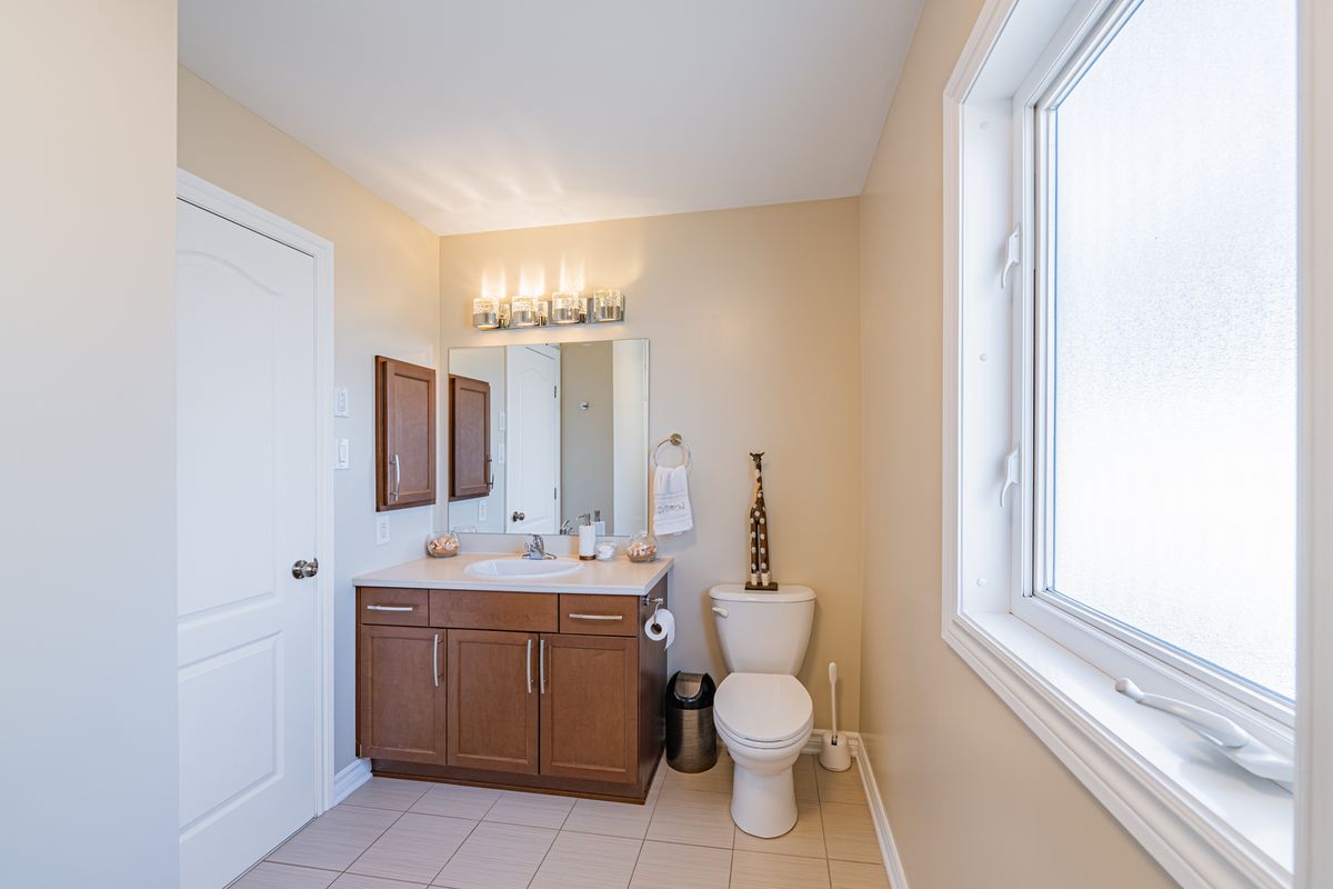 131 Kinghaven Crescent