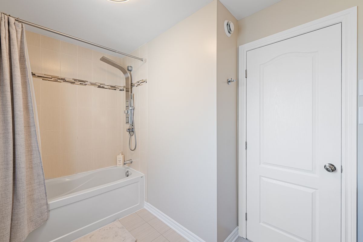 131 Kinghaven Crescent