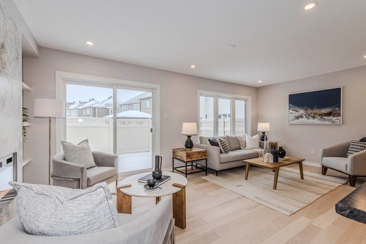 272 Brassy Minnow Crescent