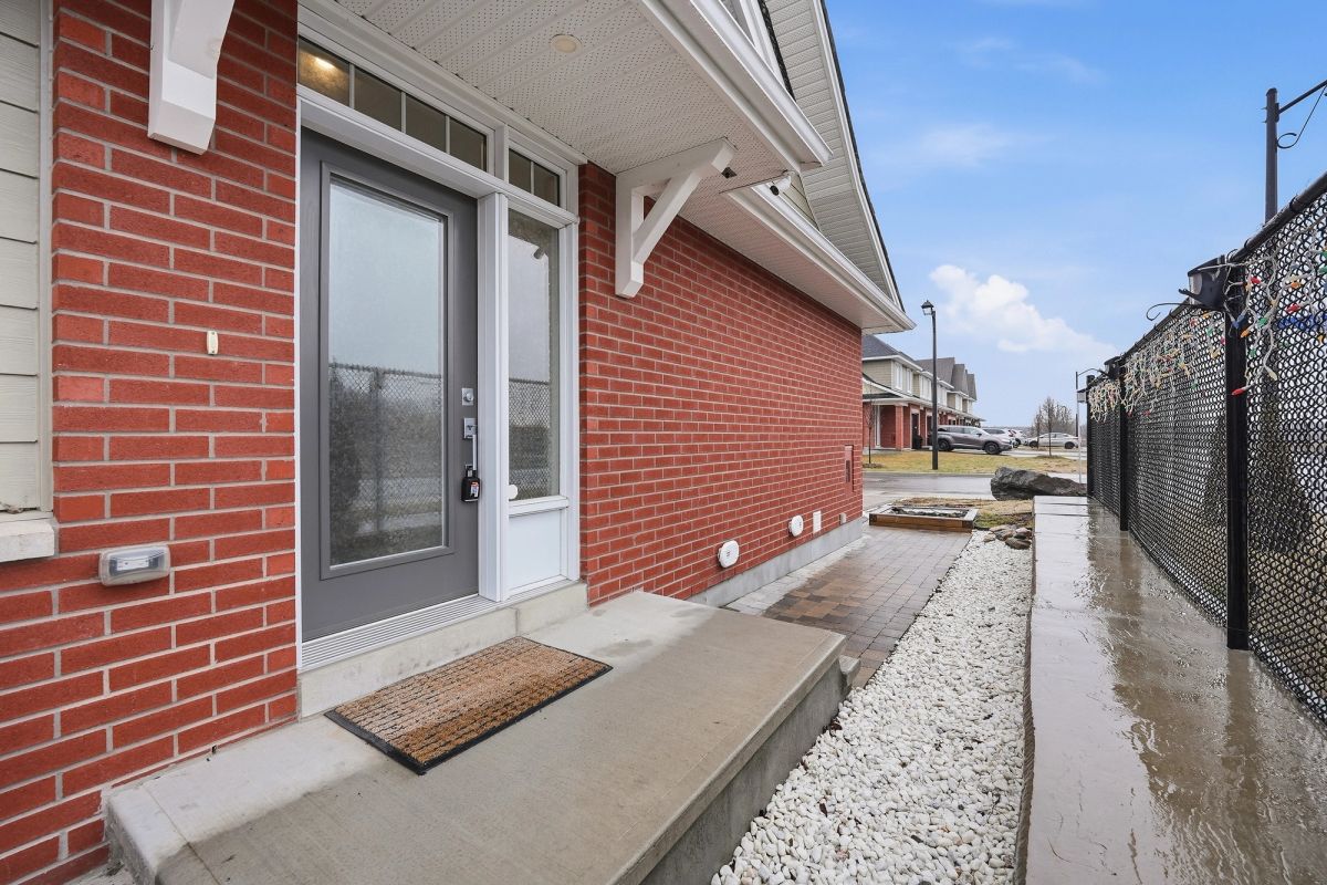 501 Hitzlay Terrace