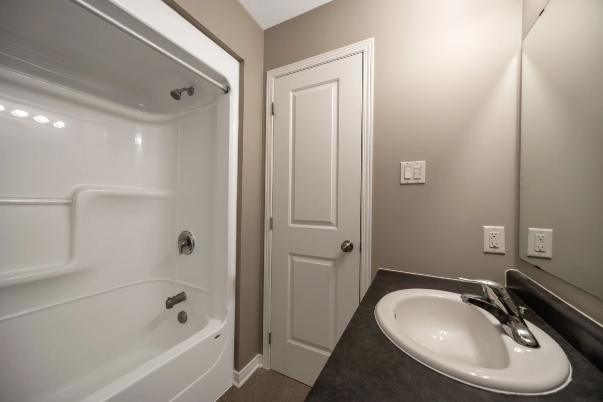 578 Pepperville Crescent