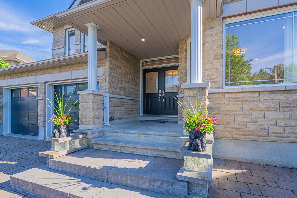 233 Marjan Crescent