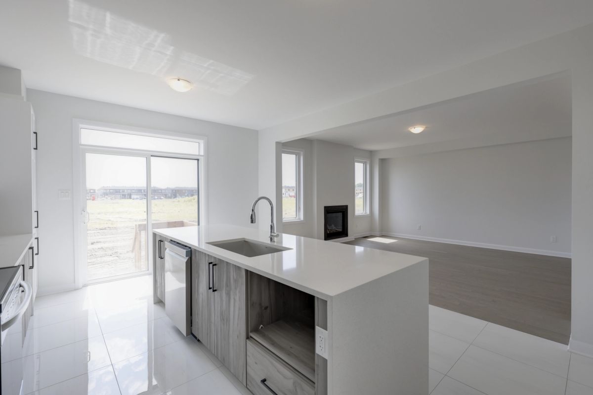 218 ELSIE MACGILL WALK