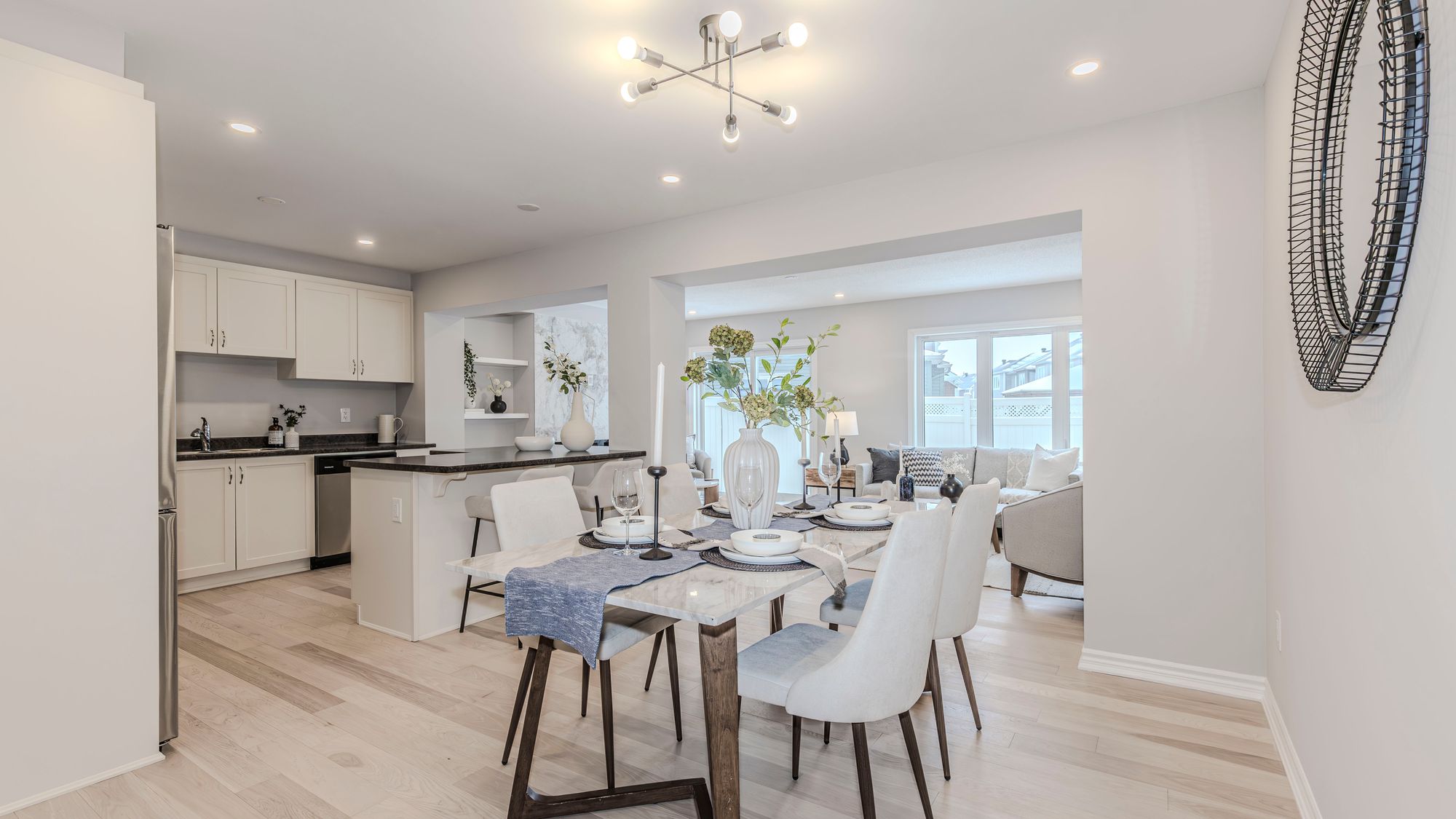 272 Brassy Minnow Crescent