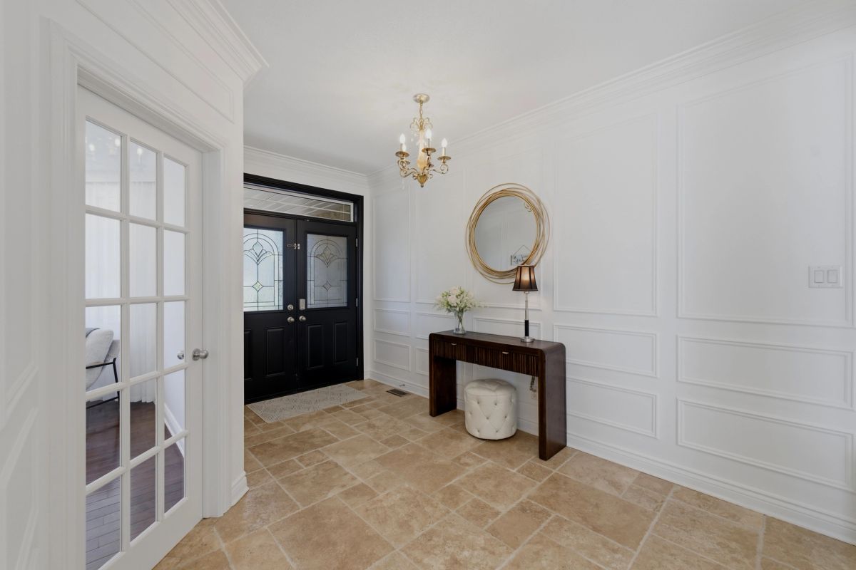 233 Marjan Crescent