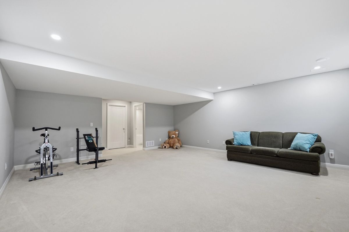 501 Hitzlay Terrace