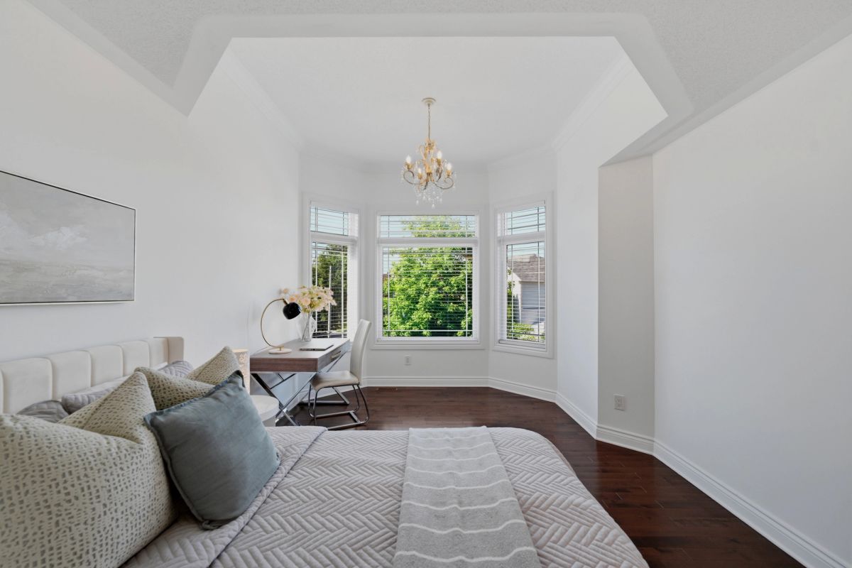 233 Marjan Crescent