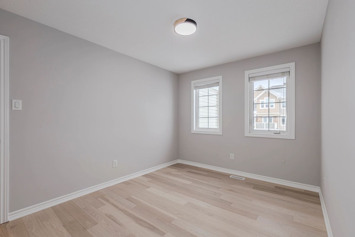 272 Brassy Minnow Crescent