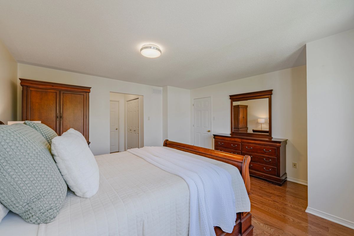 6 Cheltonia Way