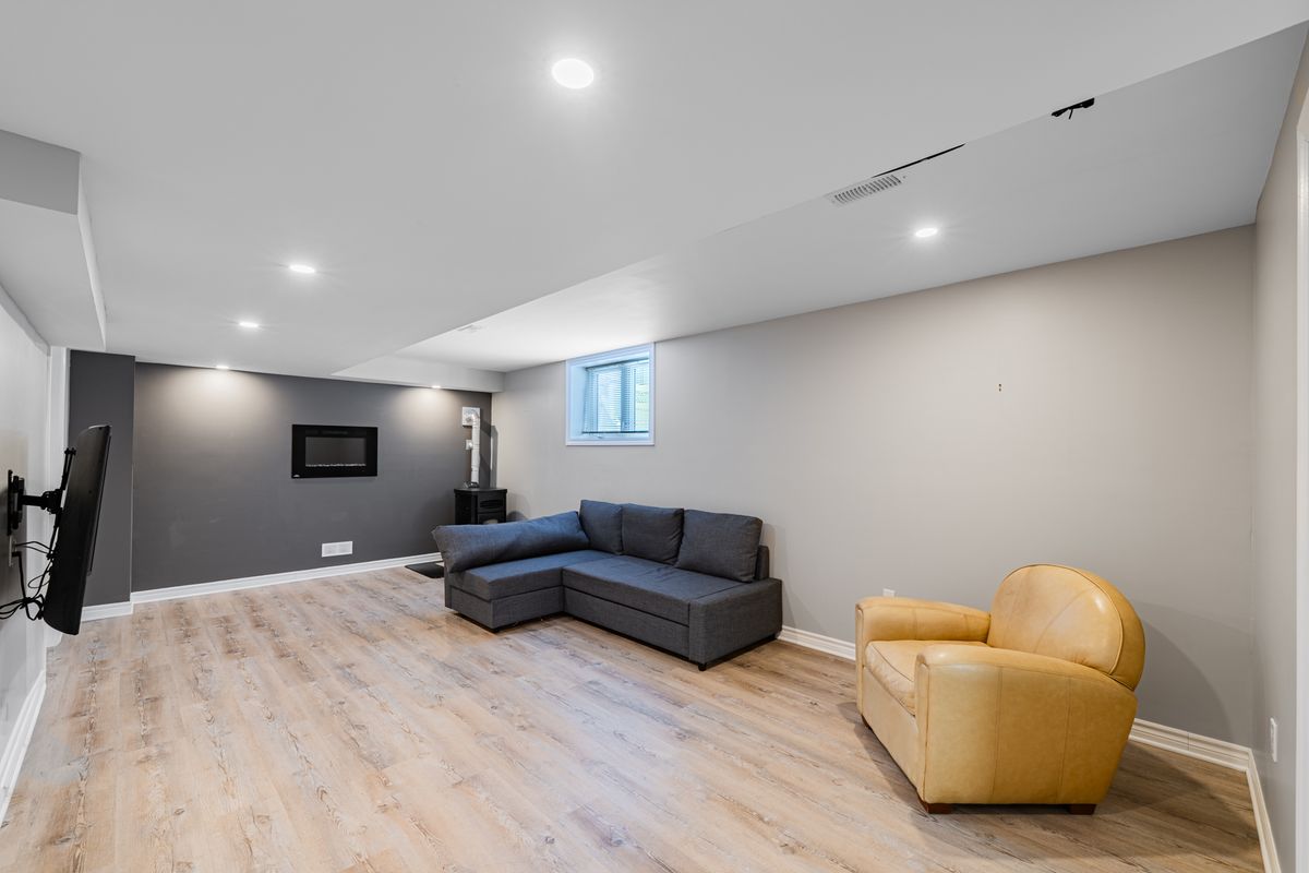 107 Panisset Avenue