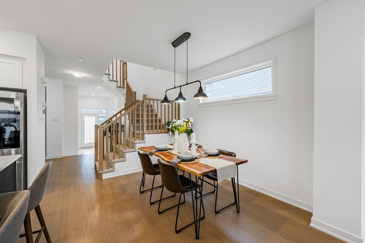 222 Finsbury Ave