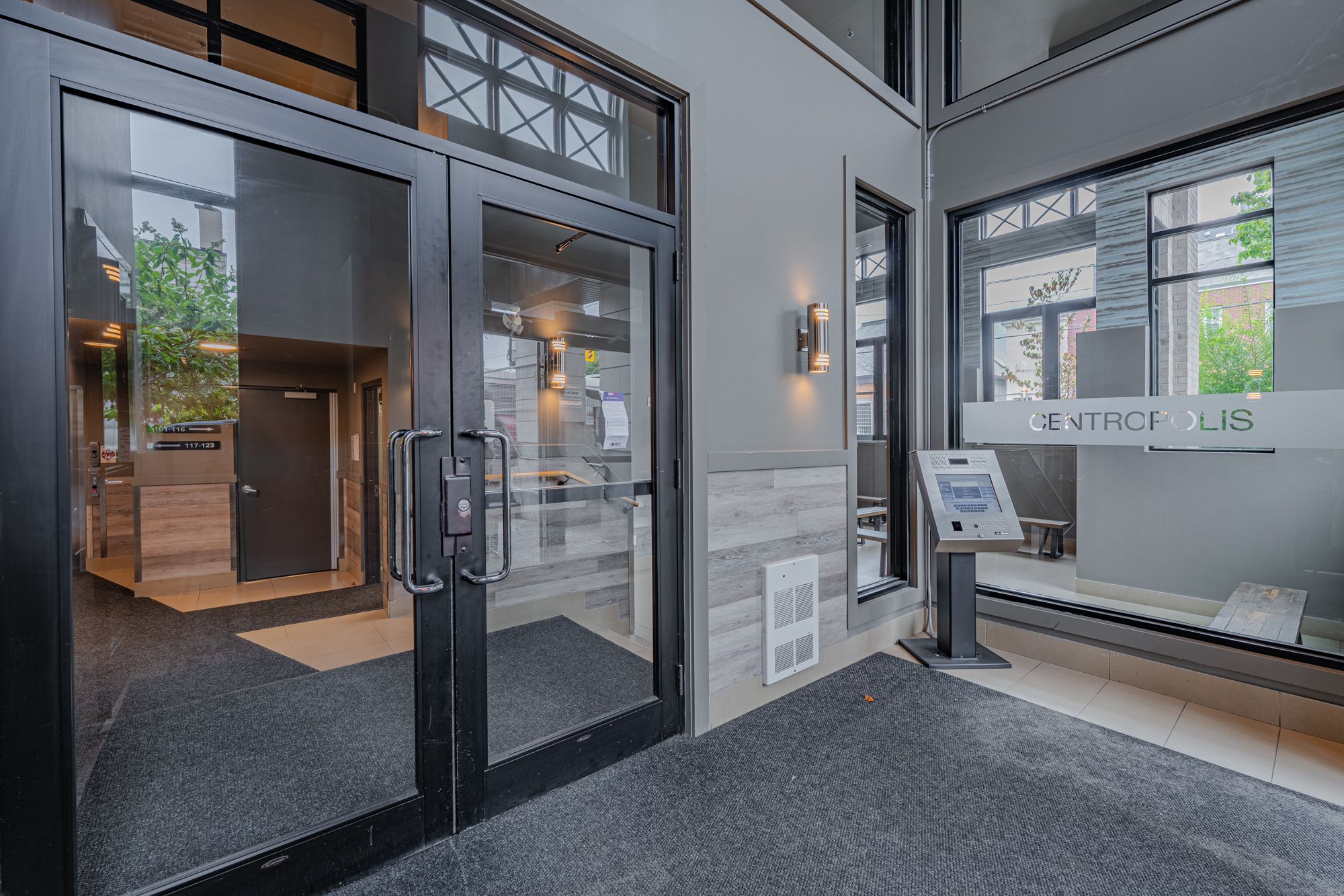 429 Kent Street – Unit 210