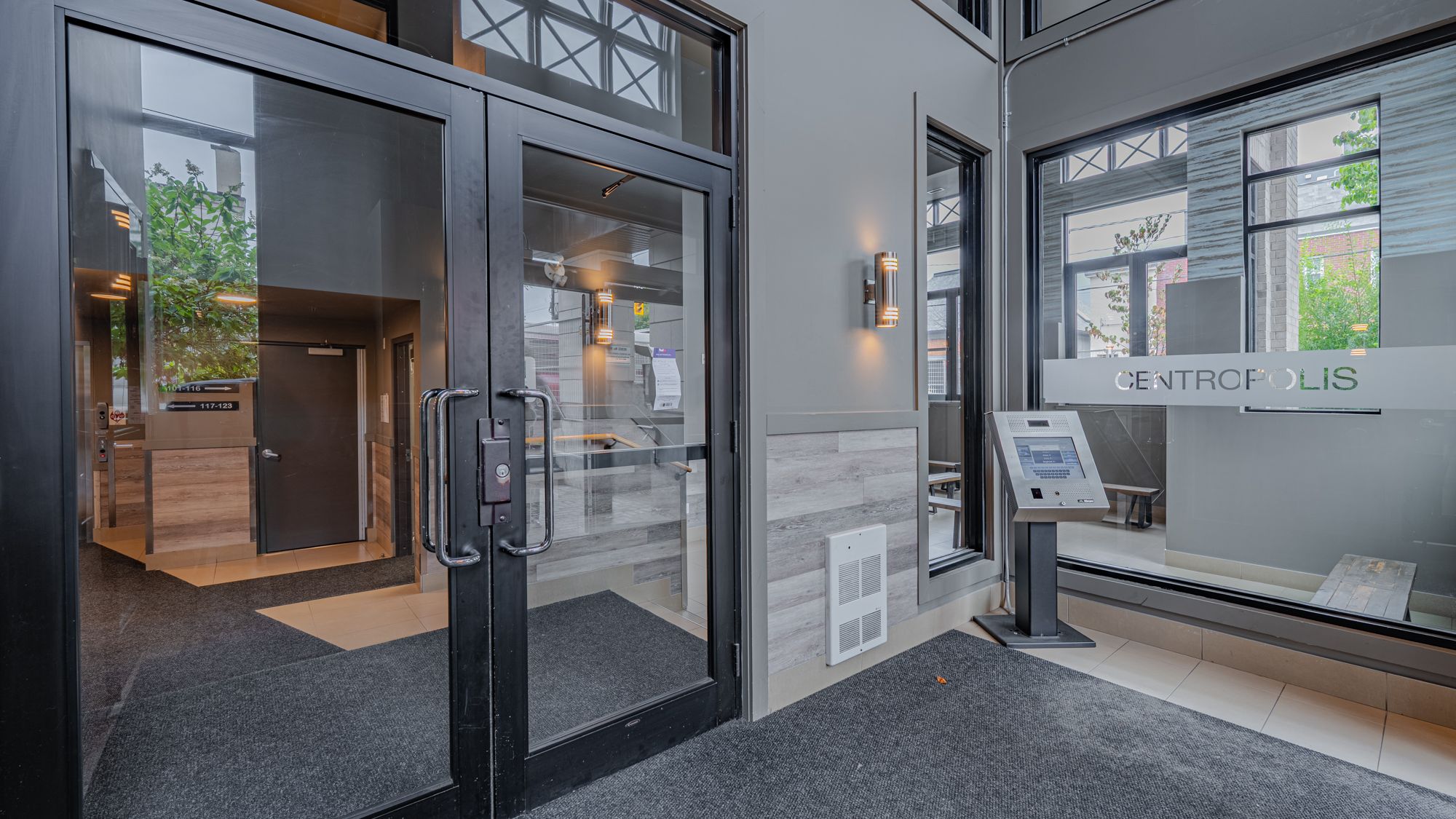 429 Kent Street – Unit 210