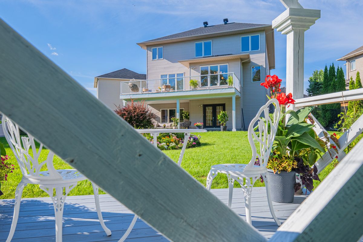 233 Marjan Crescent