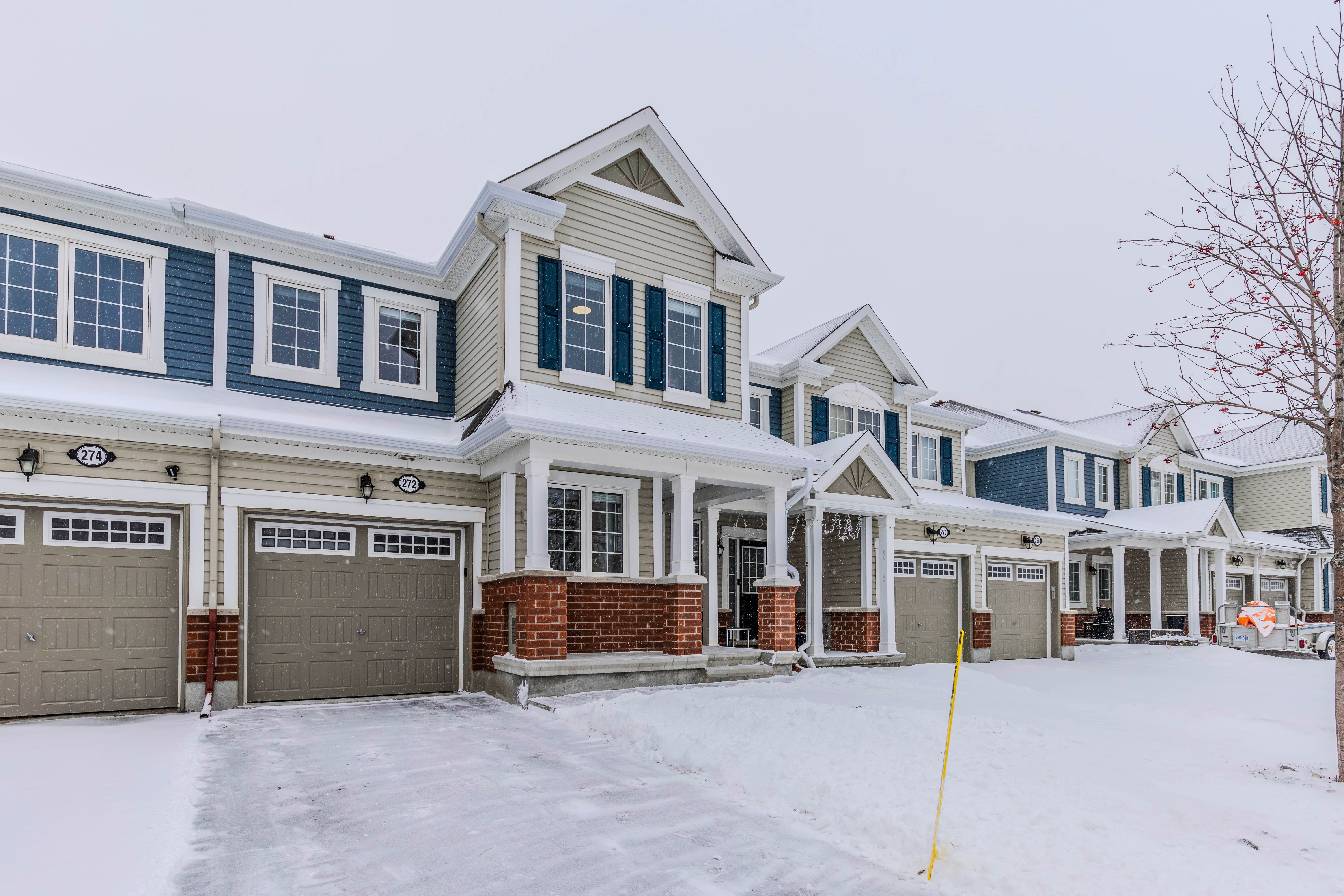 272 Brassy Minnow Crescent