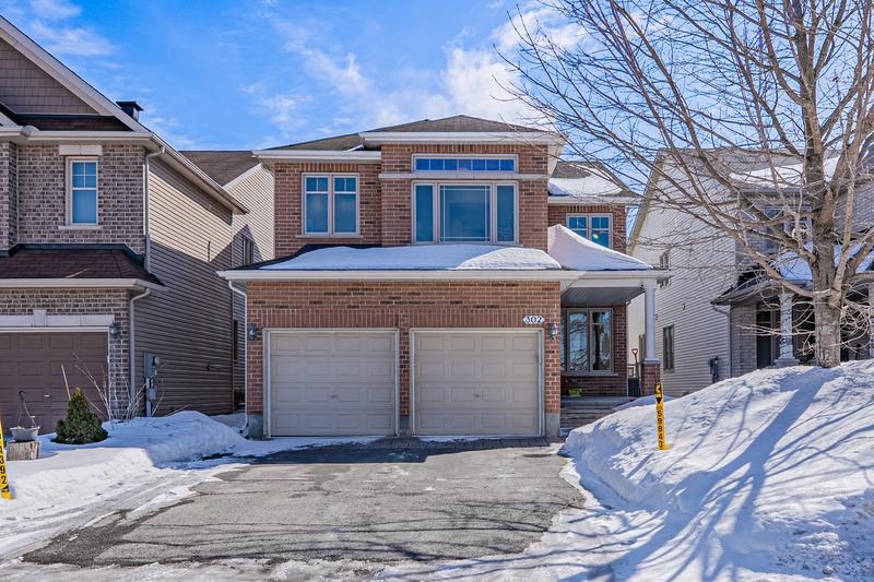 302 Laughlin Circle