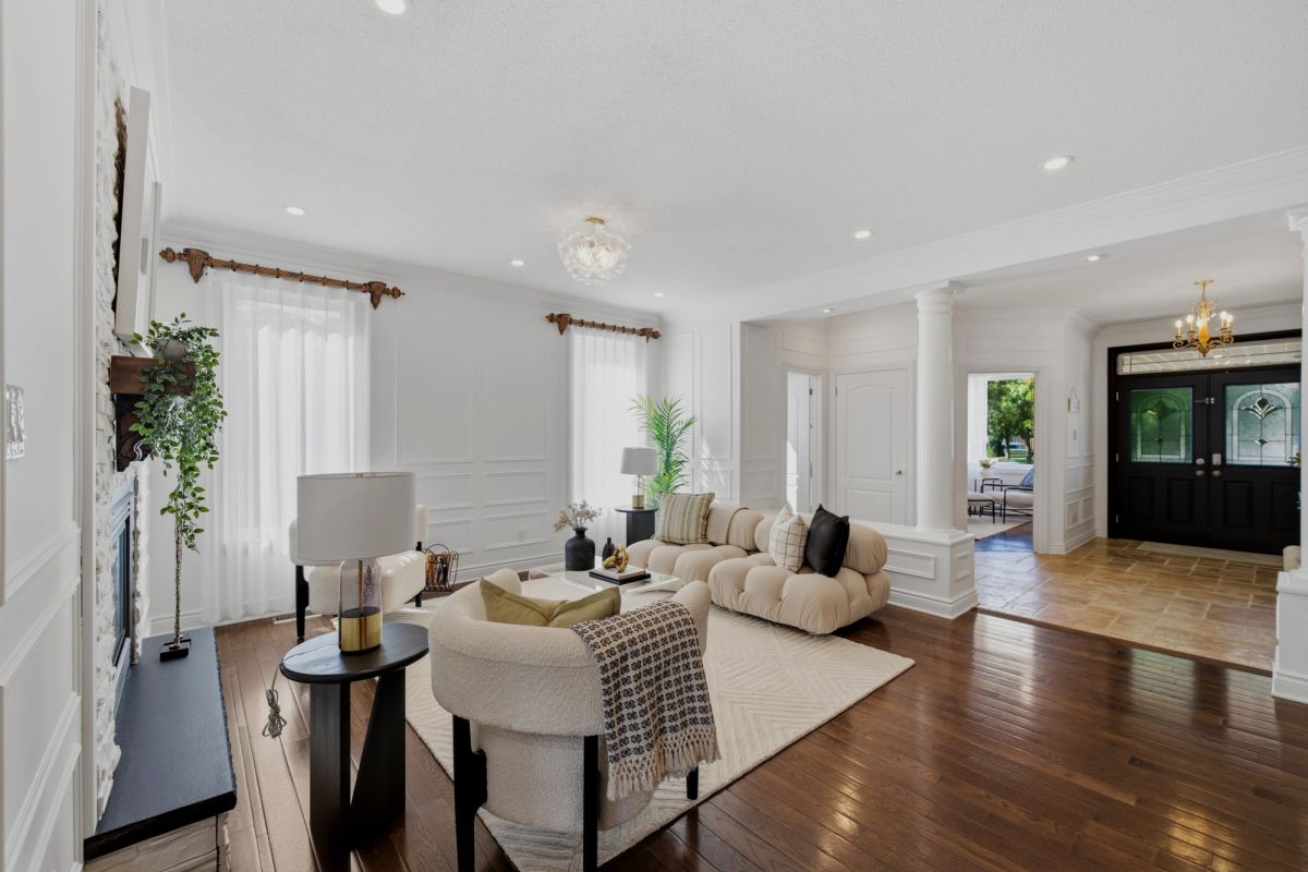 233 Marjan Crescent