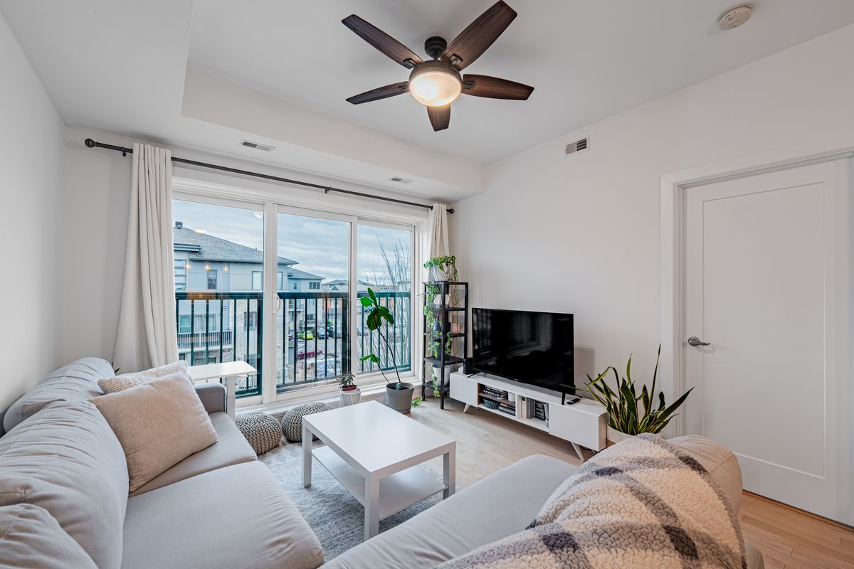 312 - 615 LONGFIELDS DRIVE