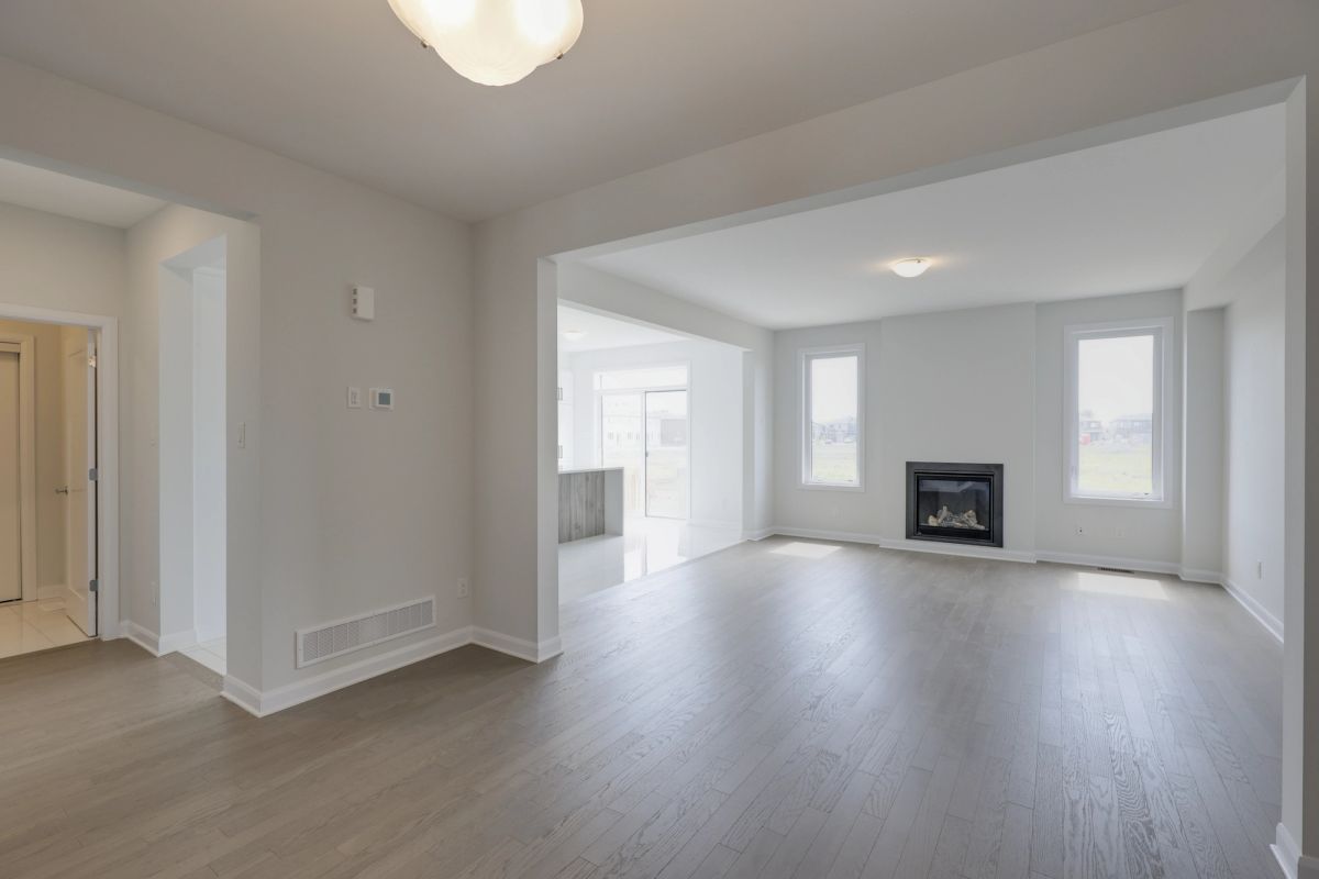 218 ELSIE MACGILL WALK