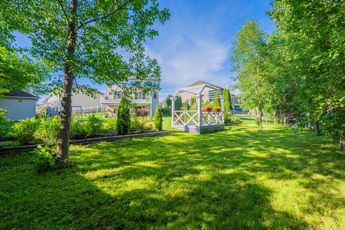 233 Marjan Crescent