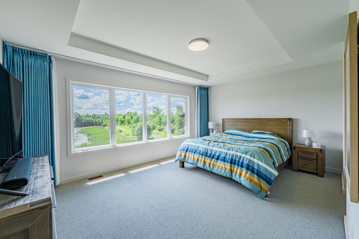 314 Shuttleworth Dr