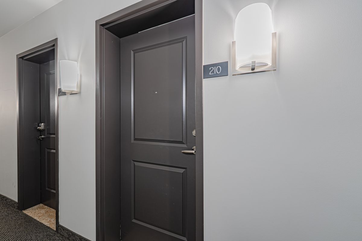 429 Kent Street – Unit 210