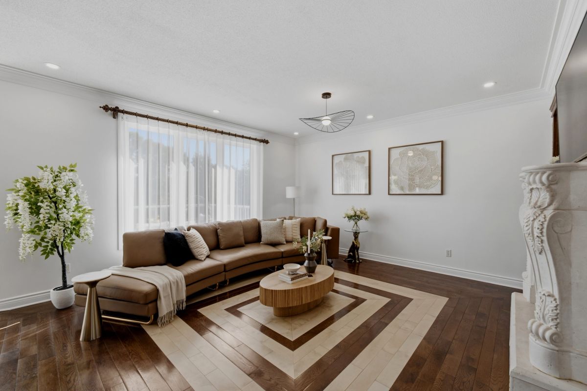 233 Marjan Crescent