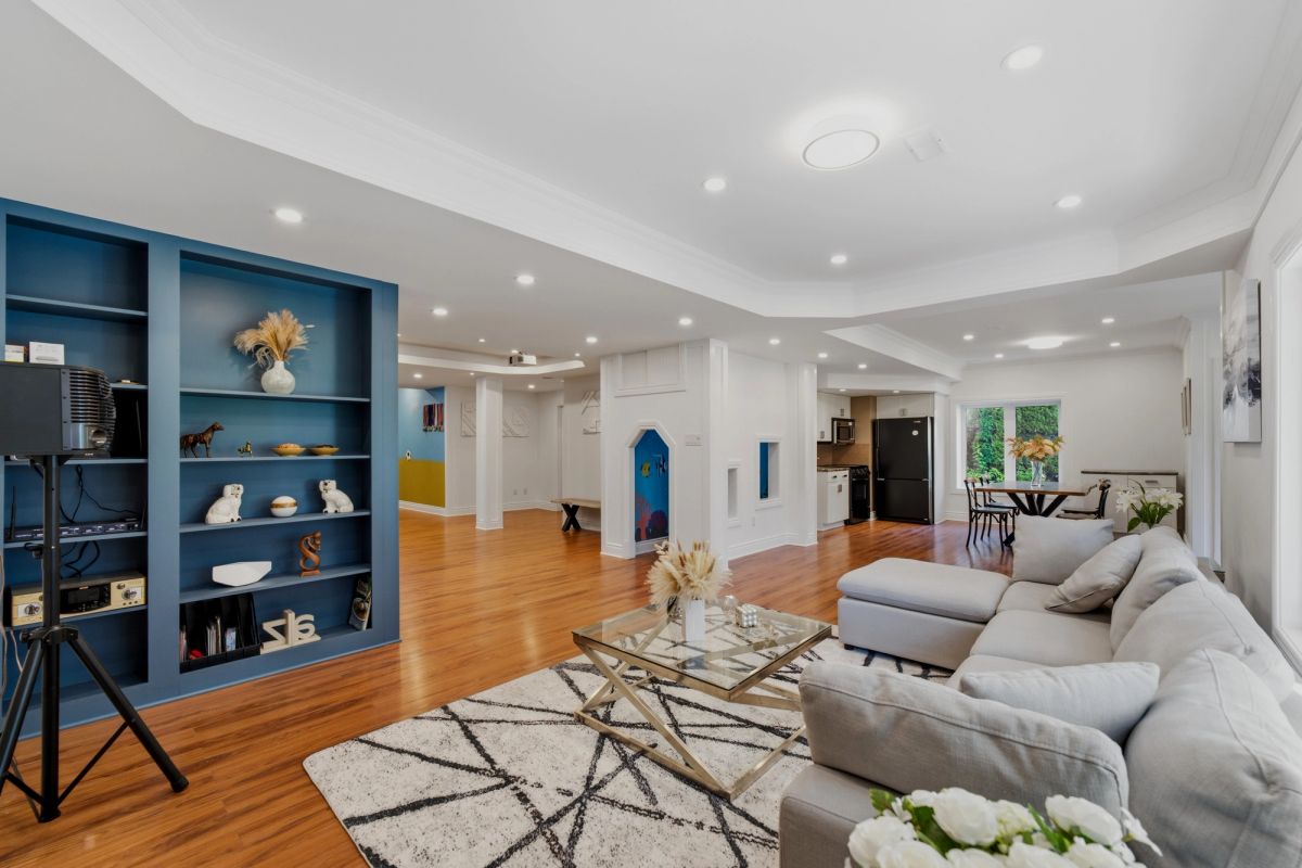 233 Marjan Crescent