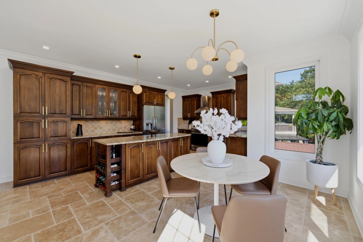 233 Marjan Crescent