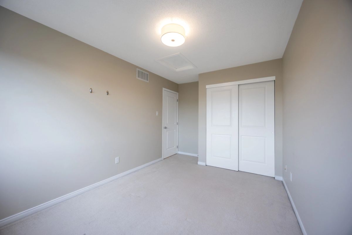 578 Pepperville Crescent