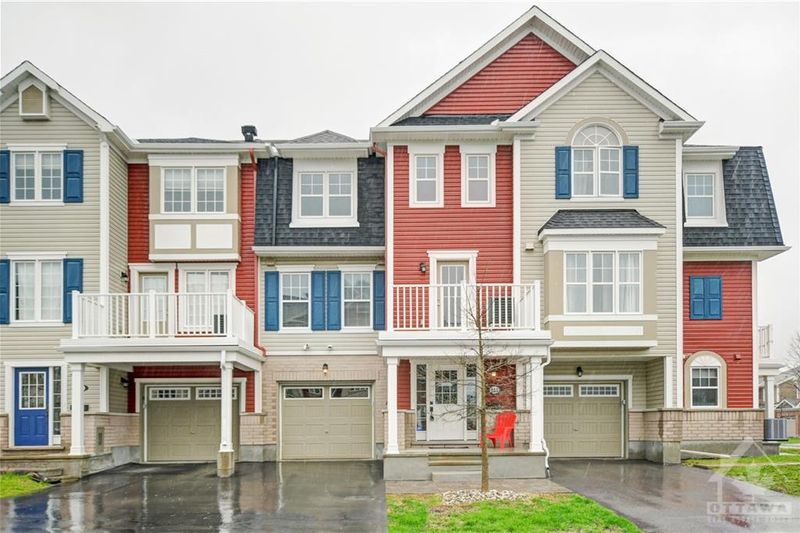 611 Foxlight Circle