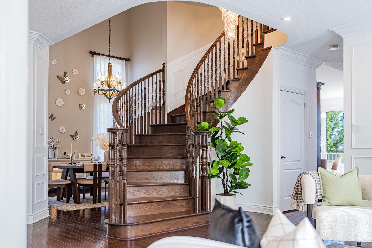 233 Marjan Crescent