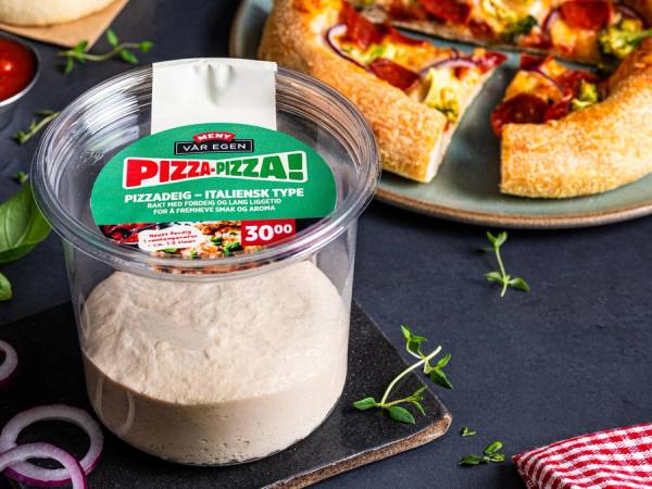 VÅR EGEN pizzadeig