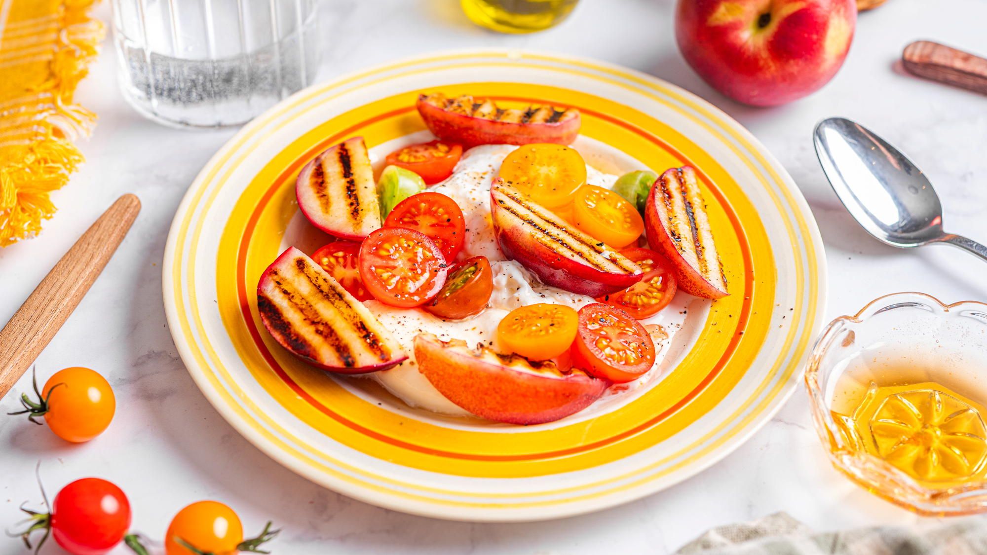 Grillet nektarin med burrata