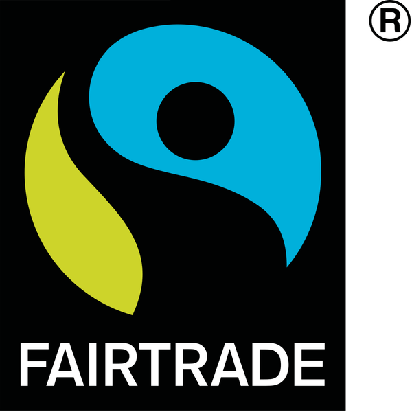 Fairtrade-sertifiseringsmerke med en blå og grønn logo og teksten 'FAIRTRADE' under.