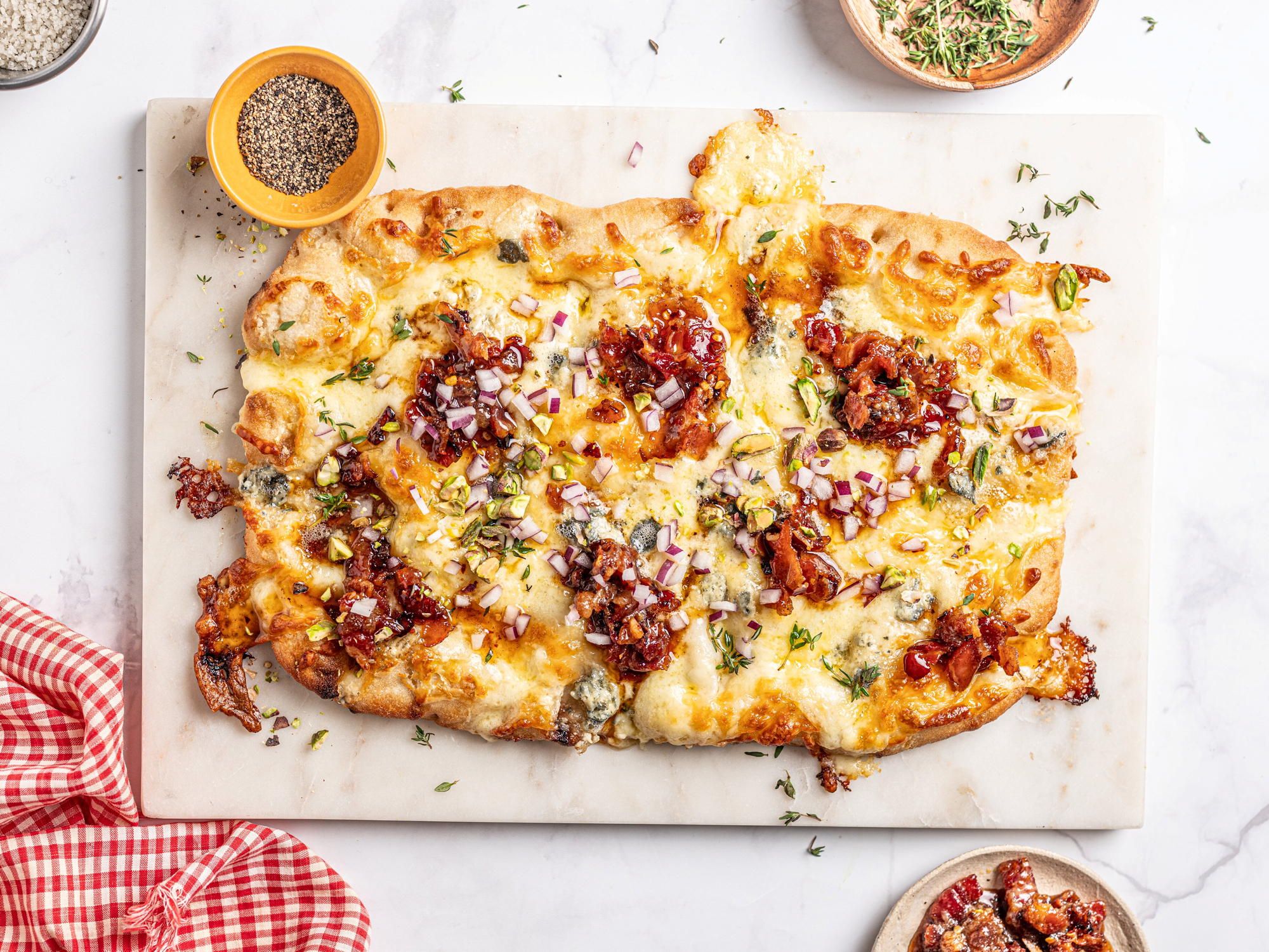 Pinsa med baconjam