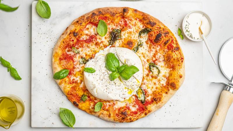Pizza burrata