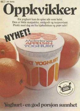 Retro plakat for Tine yoghurt med bilde av en yoghurtkopp og to appelsiner, med tekst om yoghurtens fordeler.