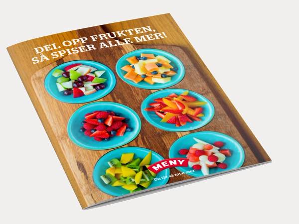 En bok eller plakat med bilder av ulike frukter og teksten 'Del opp frukten, så spiser alle mer!'