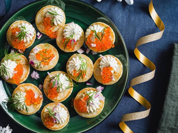 Blinis med løyrom og pisket rømme