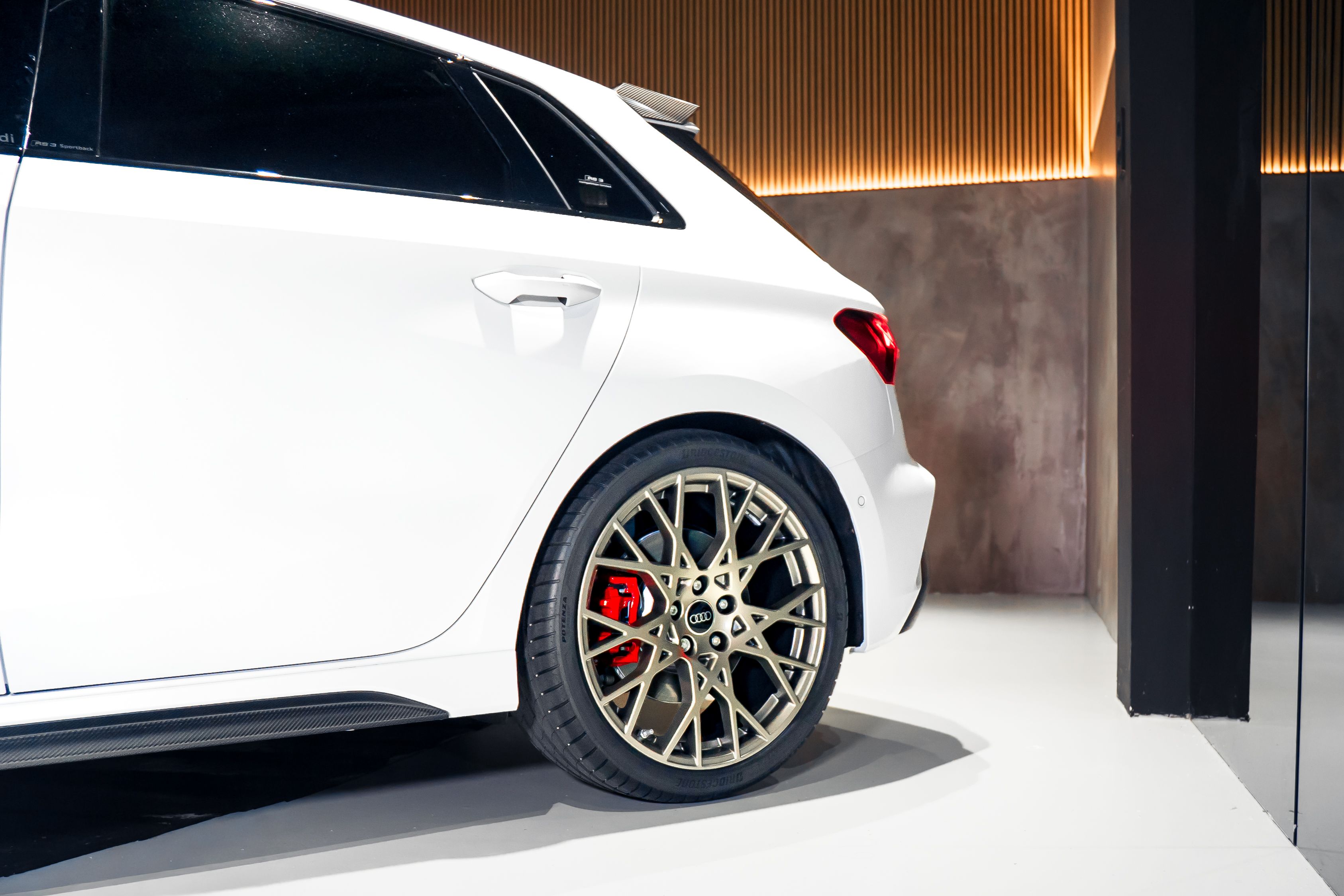 Audi RS3 Competition — photo 23