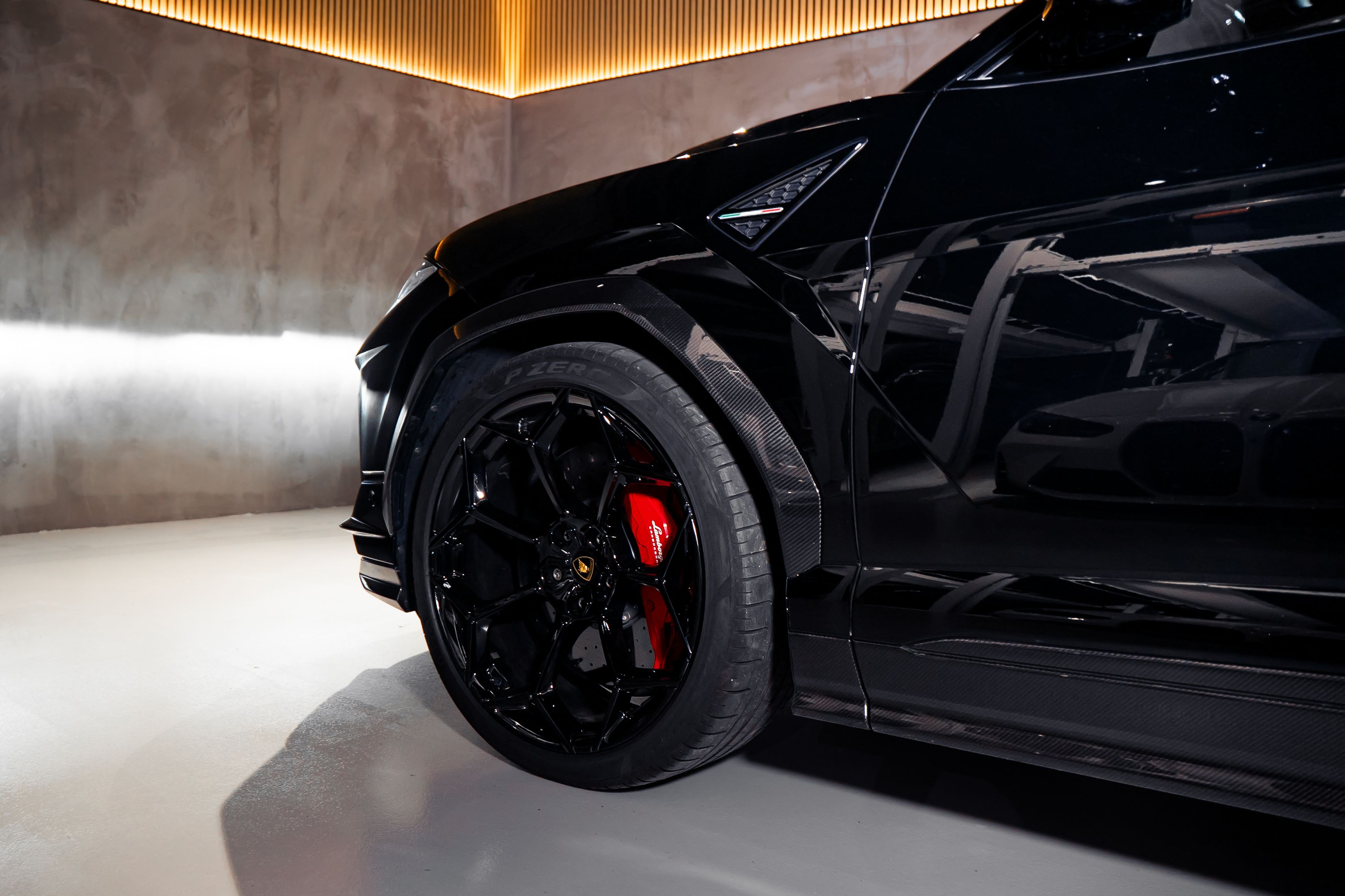 Lamborghini Urus Performante — photo 4