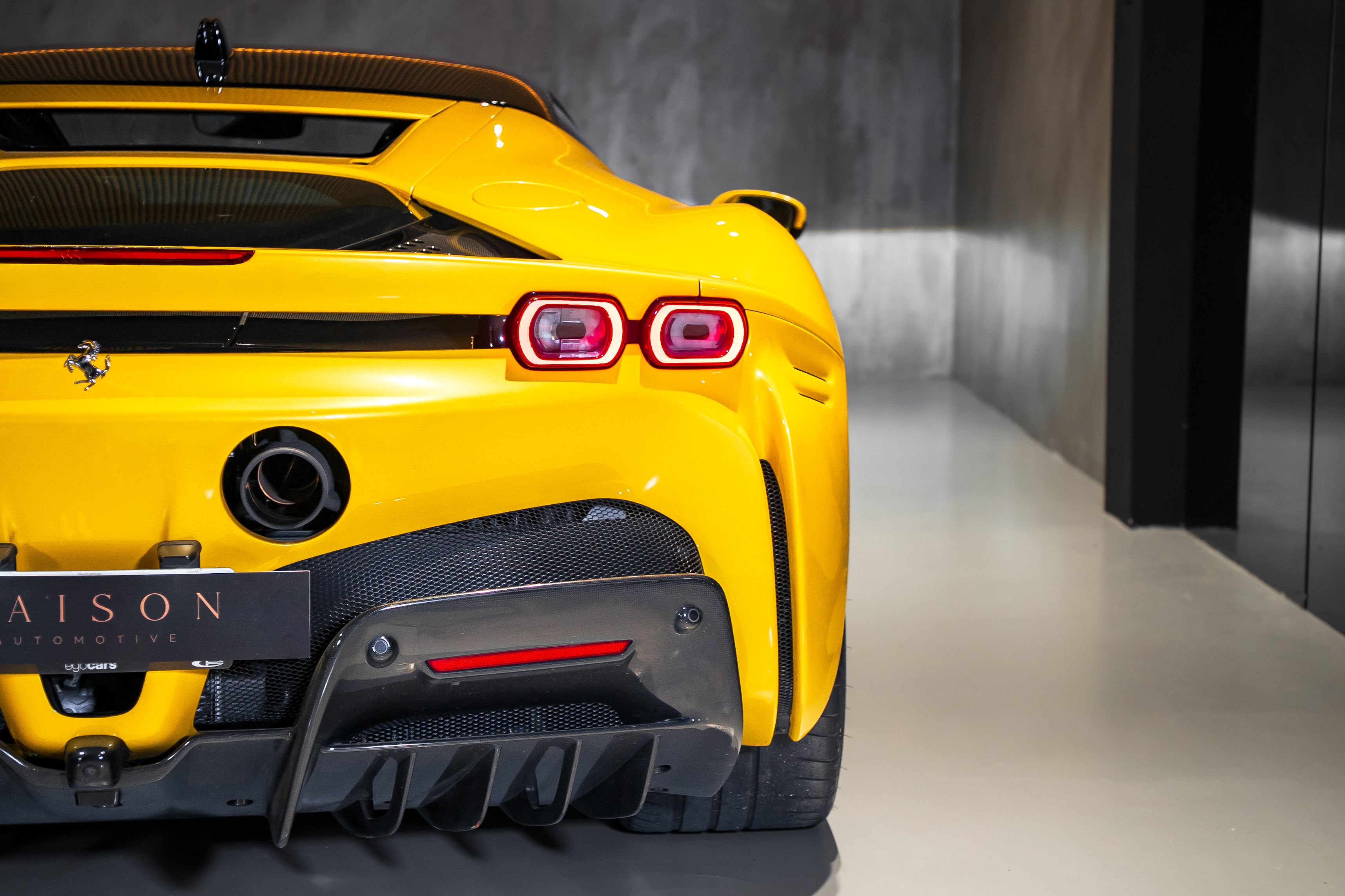 Ferrari SF90 Stradale  — photo 15