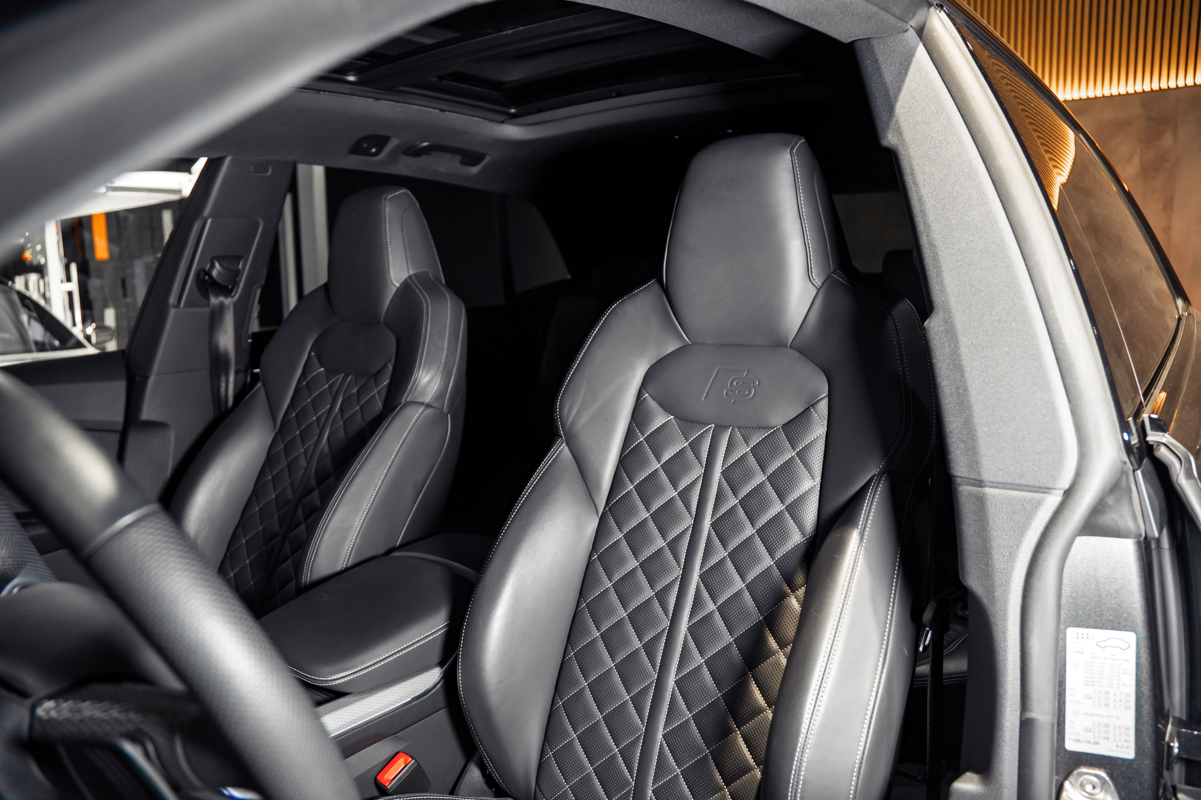 Audi  Q8 50 TDI Quattro  — photo 8